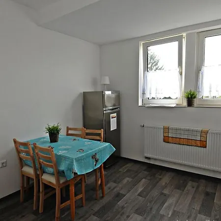 Schlafgelegenheit Apartment *